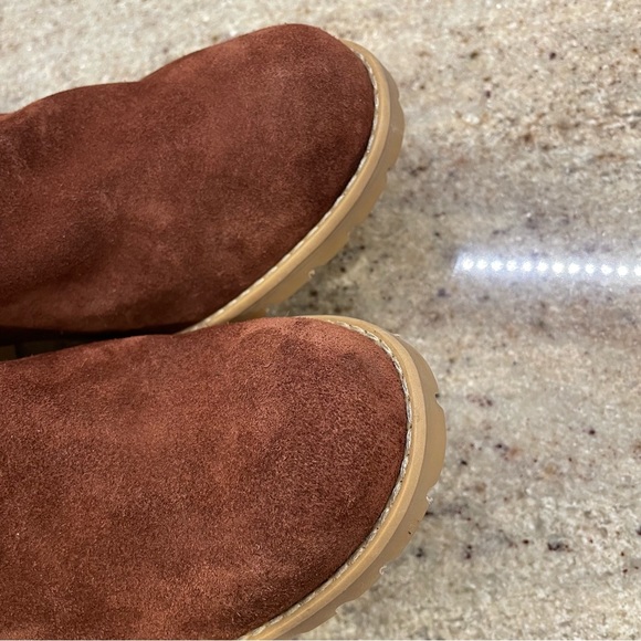 Clarks Clarkwell Hall British Tan Suede Heeled Bootie - Picture 11 of 14